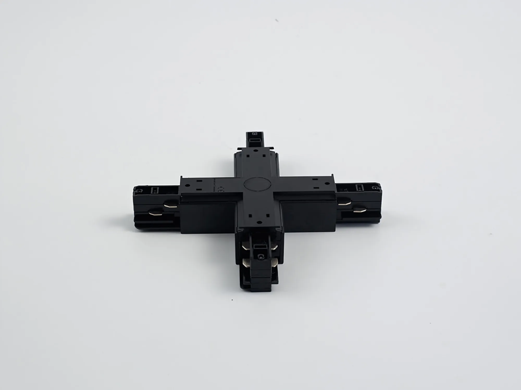 X Coupler With Feeding Option 3 Circuit Surface Mounted Track 3 Circuit Surface Mounted Track 555 1 1216 2  Eutrac 3 Circuit Surface-Black